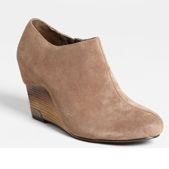 Tan suede wedge booties Clearance
